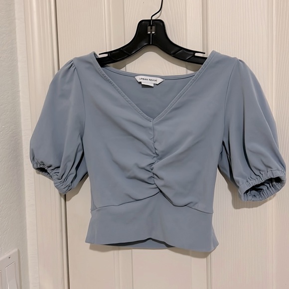 Top - Picture 1 of 1